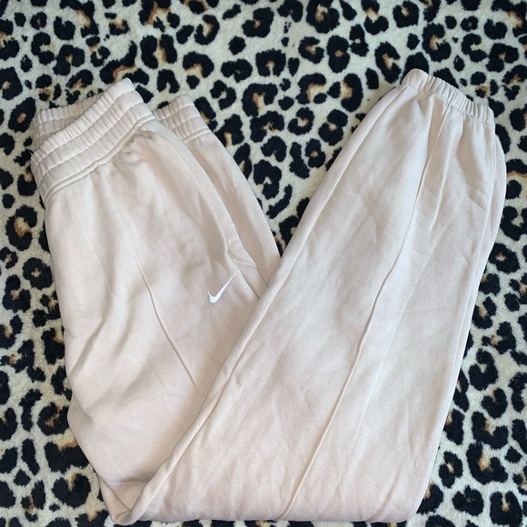 Nike trend oversized sweatpants - Picture 1 of 4